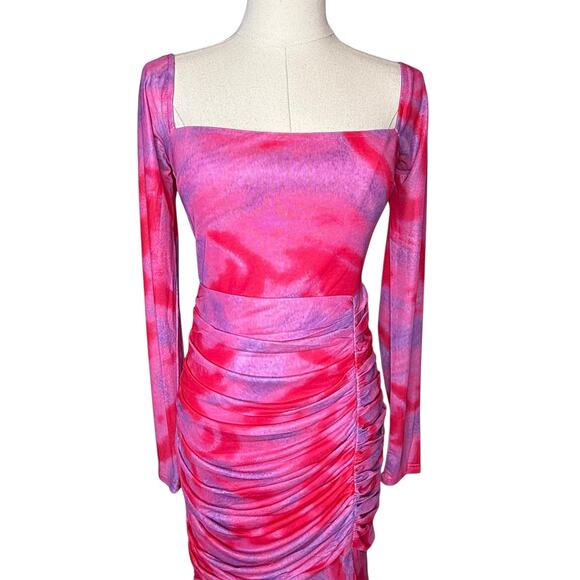 Selfie Leslie Apryl Long Sleeve Lace-Up Back Ruched Maxi Dress Pink size Medium - Picture 3 of 5